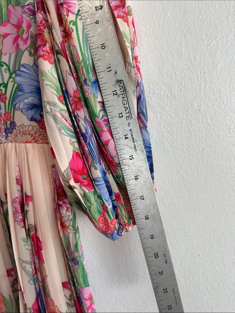 Boho Floral Pleated Midi Dress in Blush Pink - Picture 11 of 11